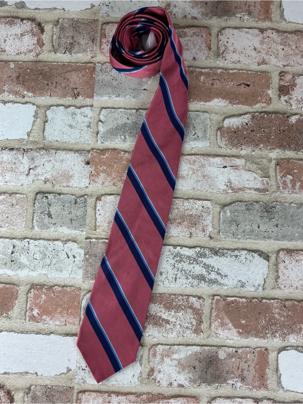 Brooks Brothers Red, Blue & White Striped Tie 100% Silk Men's Necktie 58"